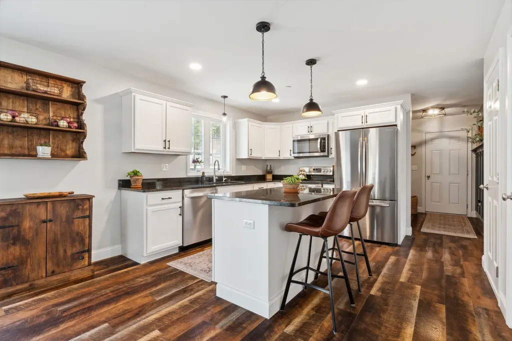 530 Kearsarge Valley Road Sutton NH 03260