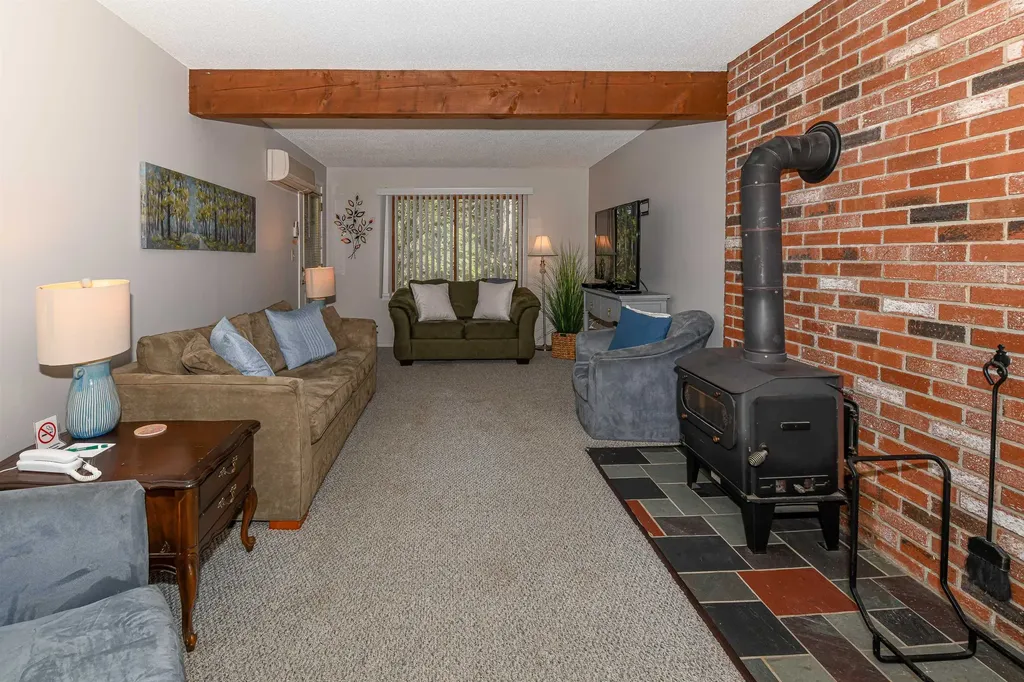 2C Seasons At Attitash Road Bartlett NH 03812