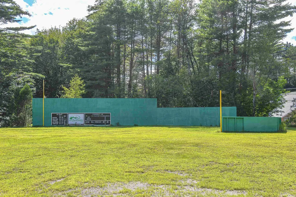 2C Seasons At Attitash Road Bartlett NH 03812