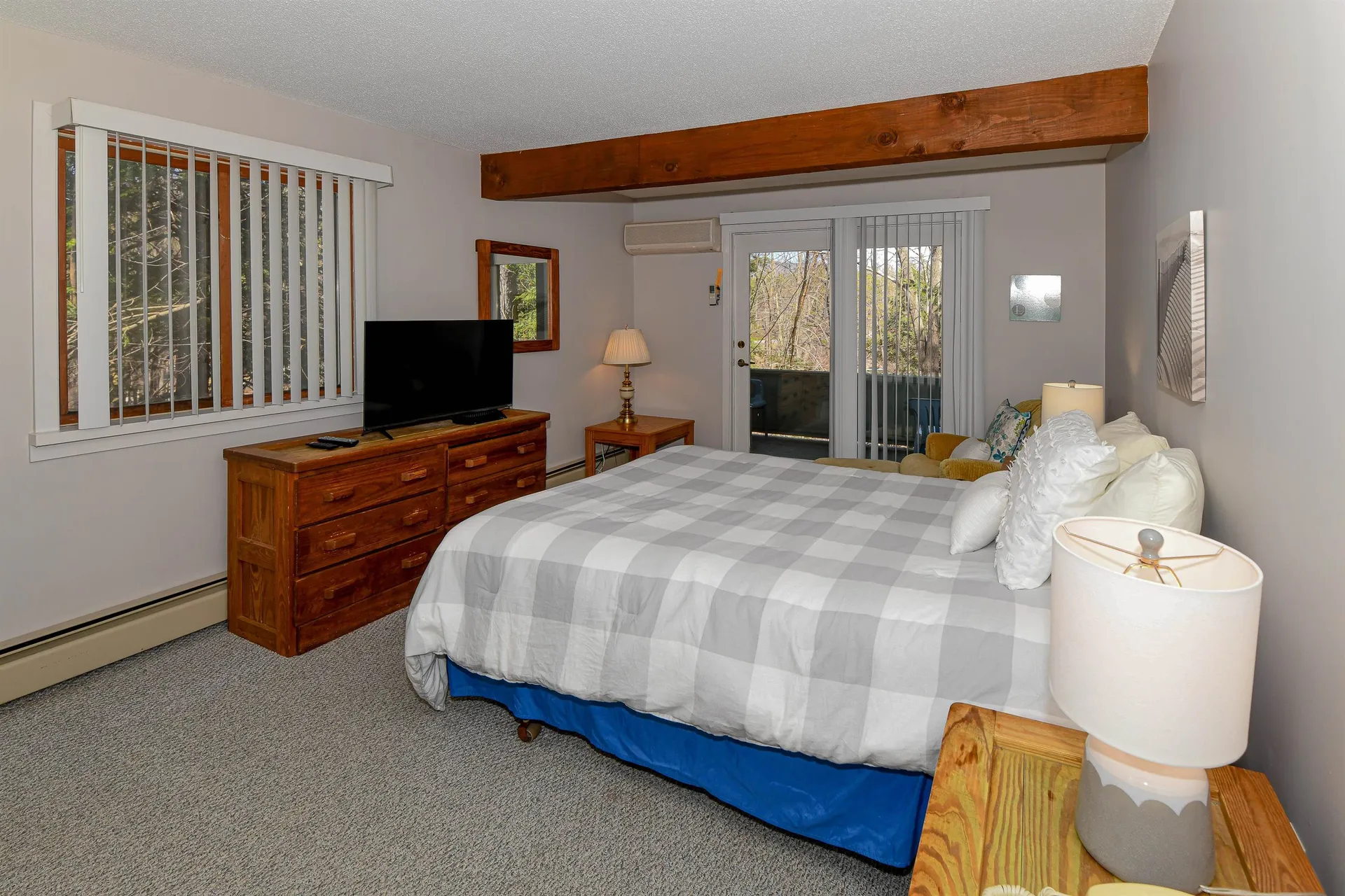 2C Seasons At Attitash Road Bartlett NH 03812