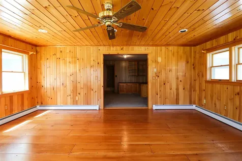 562 Quechee West Hartford Road Hartford VT 05001-2131