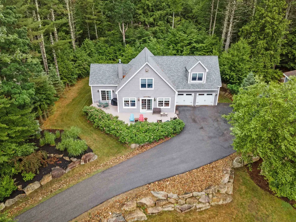 47 Deerfield Turn Lane Laconia NH 03246