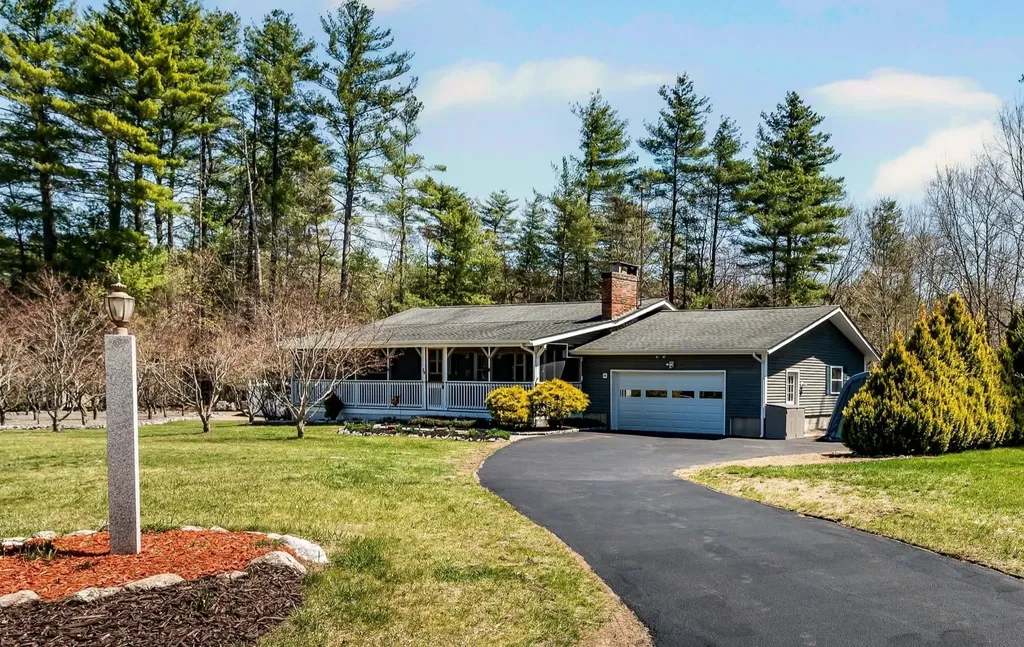 24 Profile Drive Merrimack NH 03054