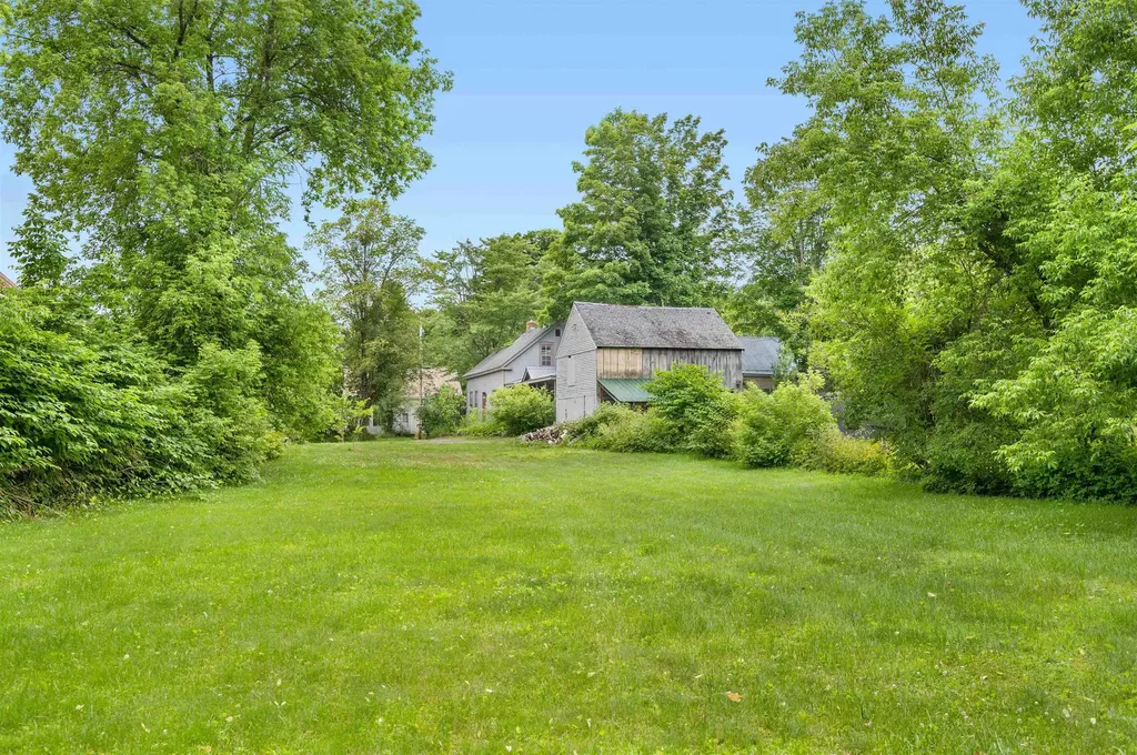 304 Wall Street Northfield VT 05663