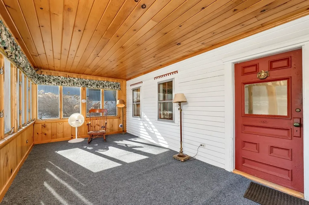 256 Chickville Road Ossipee NH 03864