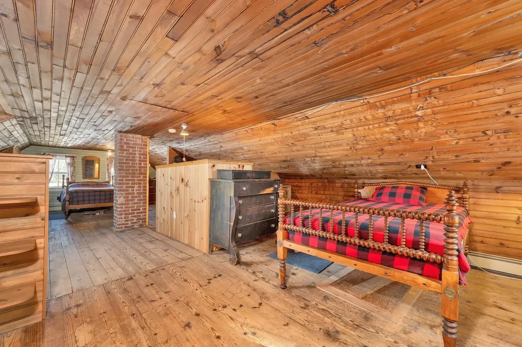 256 Chickville Road Ossipee NH 03864