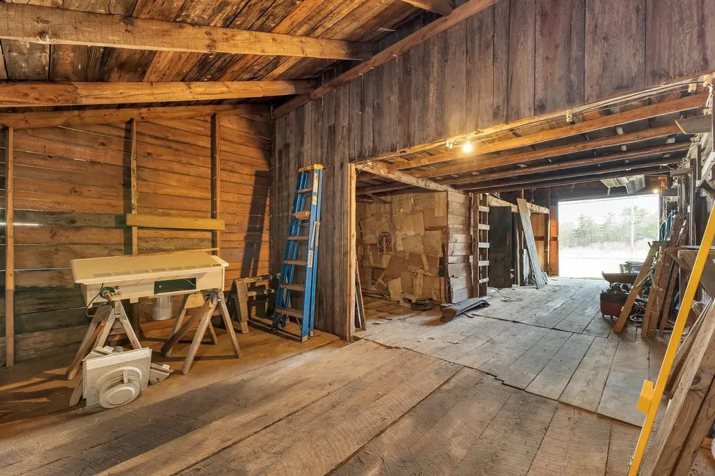 256 Chickville Road Ossipee NH 03864