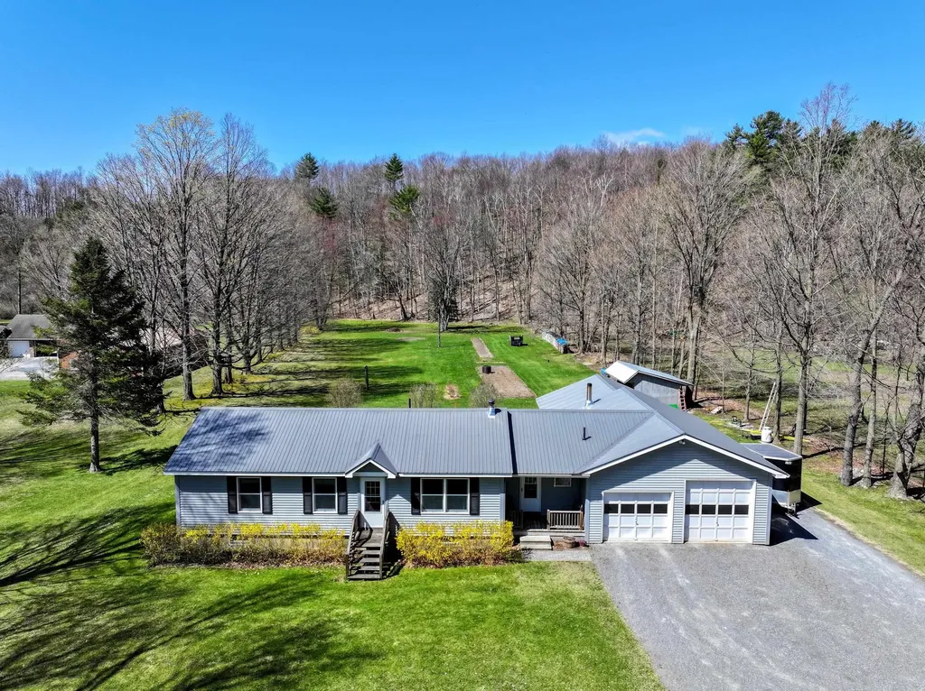 602 S 116 Road Bristol VT 05443