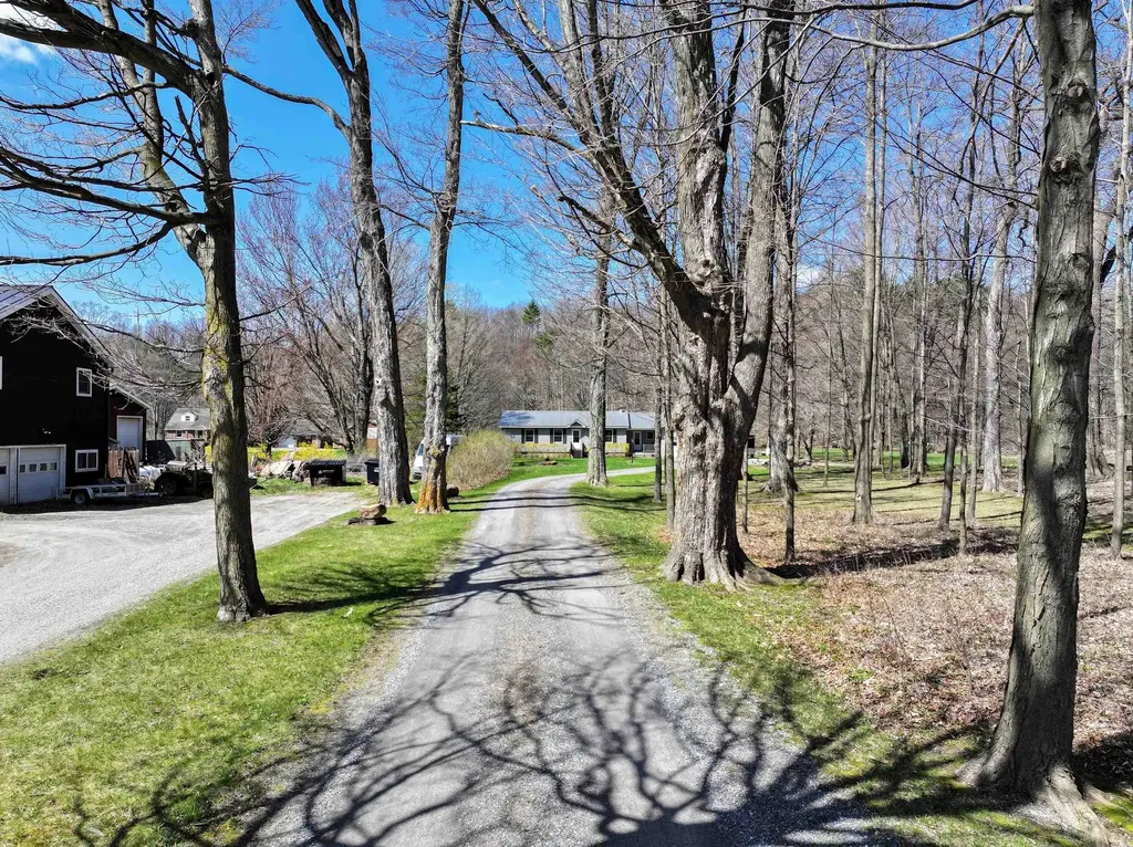 602 S 116 Road Bristol VT 05443