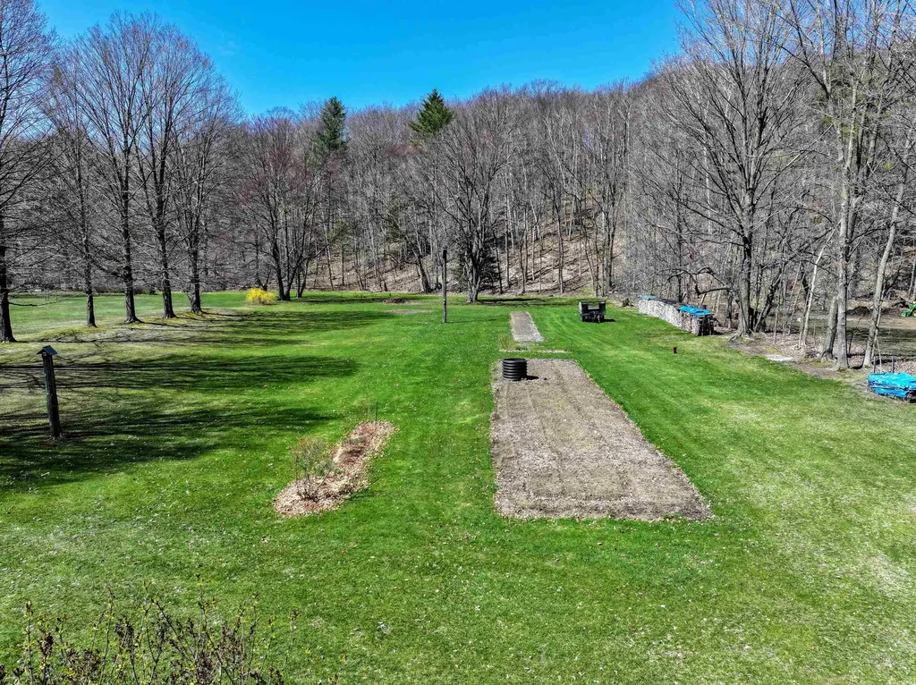 602 S 116 Road Bristol VT 05443