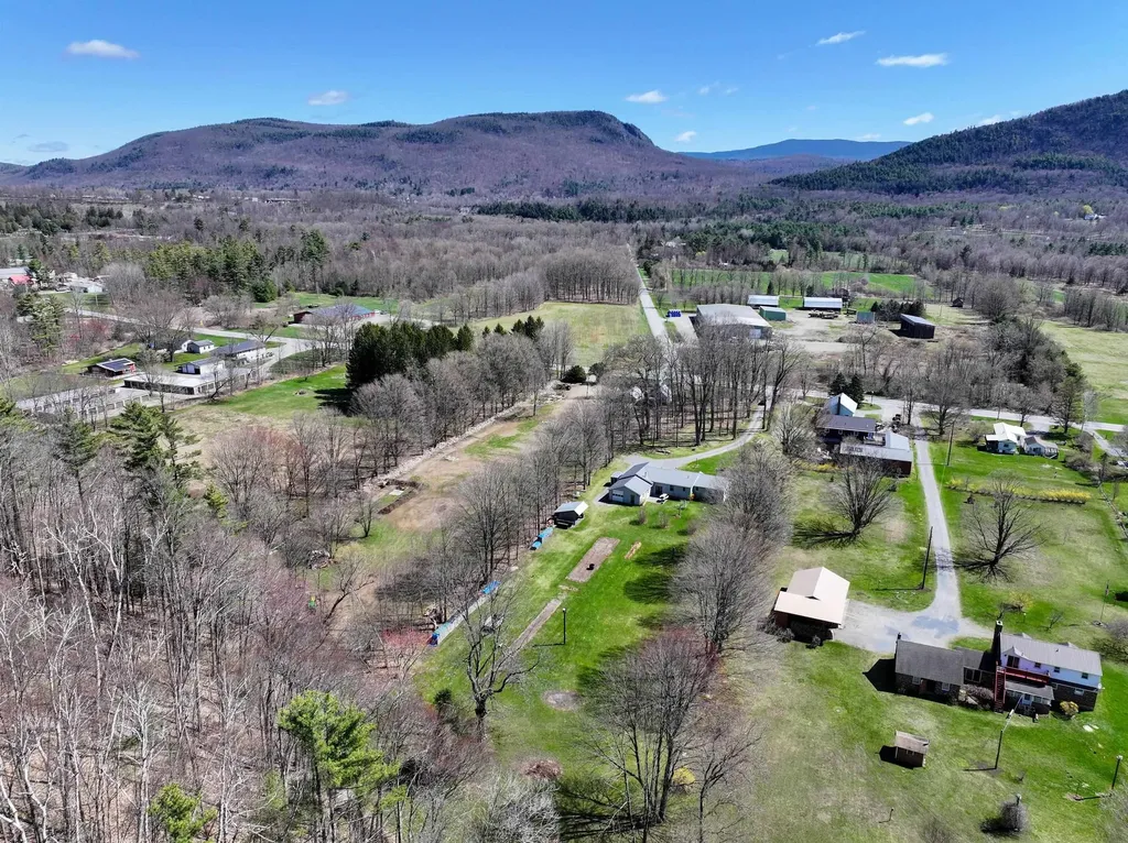 602 S 116 Road Bristol VT 05443