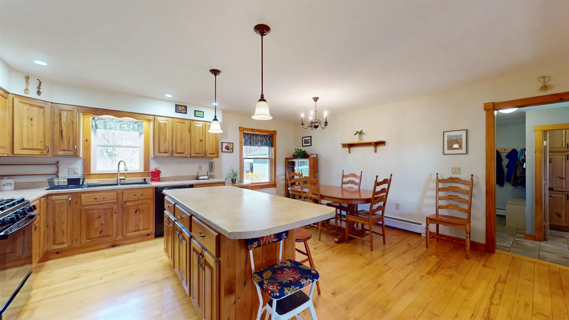 602 S 116 Road Bristol VT 05443