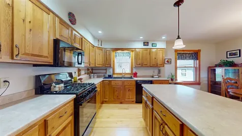 602 S 116 Road Bristol VT 05443
