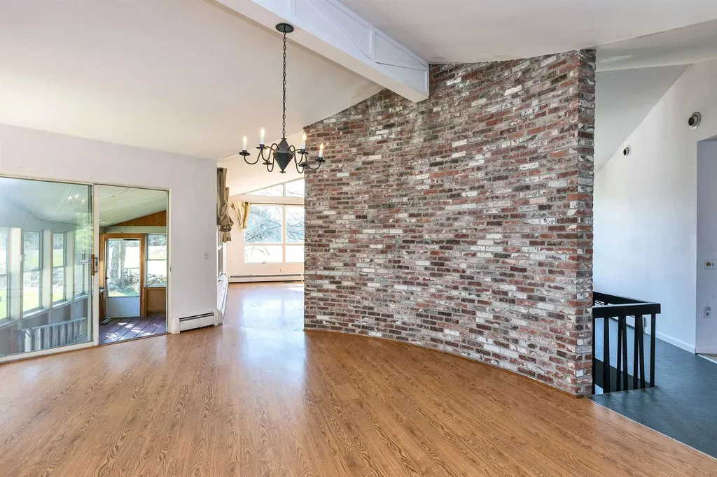128 Burke Road Peterborough NH 03458