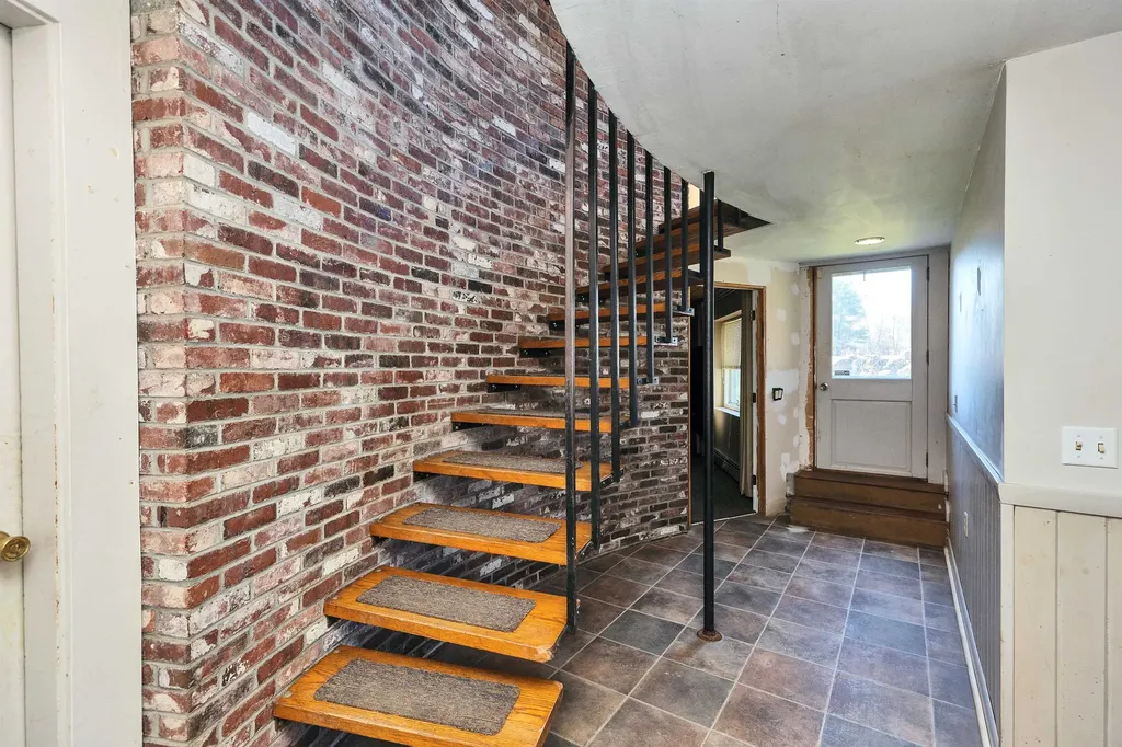 128 Burke Road Peterborough NH 03458