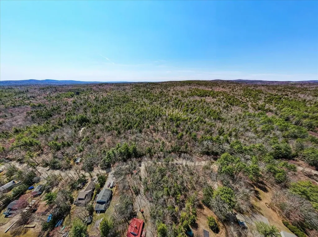 9-22 Narrows Road Barnstead NH 03225