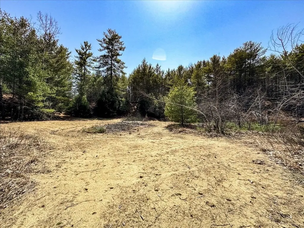 9-22 Narrows Road Barnstead NH 03225