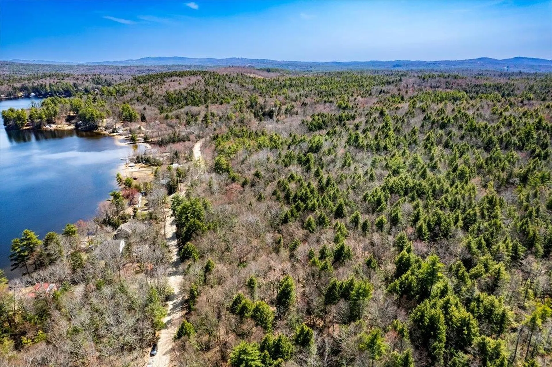 9-22 Narrows Road Barnstead NH 03225