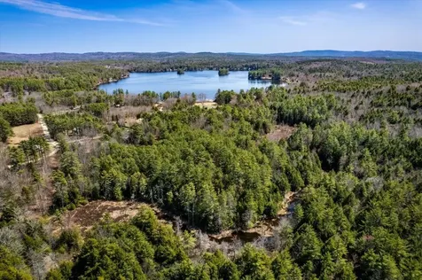 9-22 Narrows Road Barnstead NH 03225