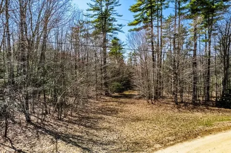 9-22 Narrows Road Barnstead NH 03225