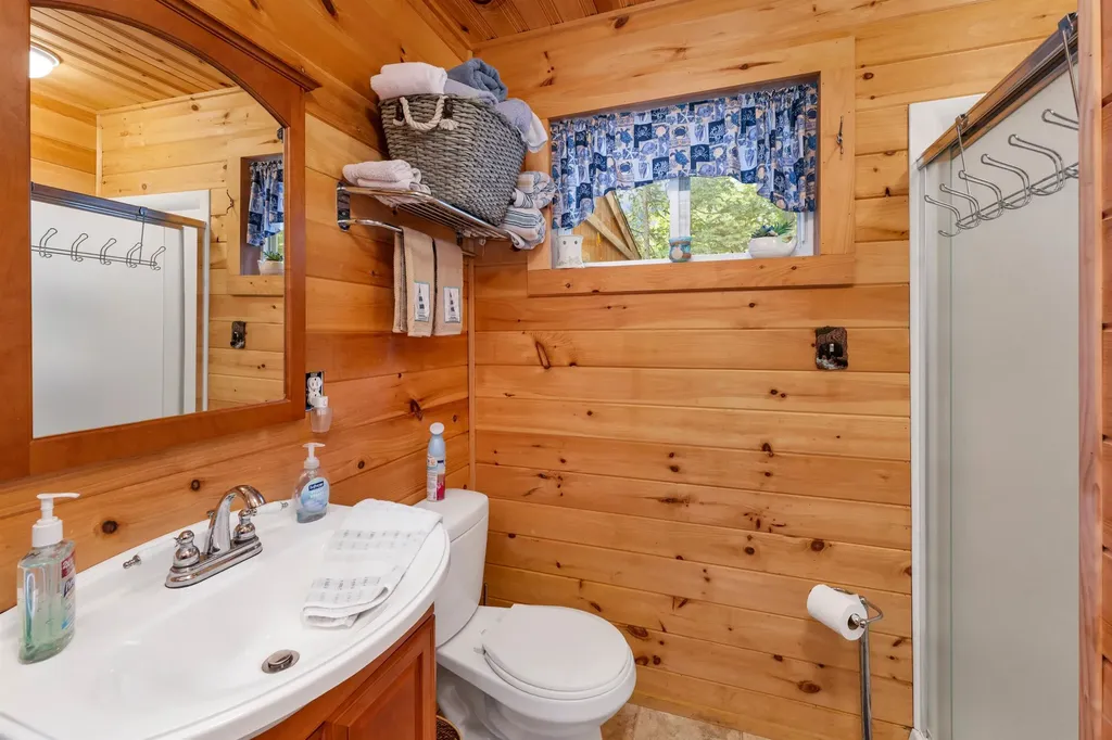 972 Rattlesnake Island Alton NH 03810