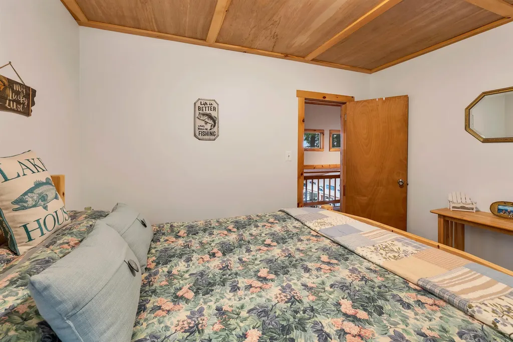 972 Rattlesnake Island Alton NH 03810