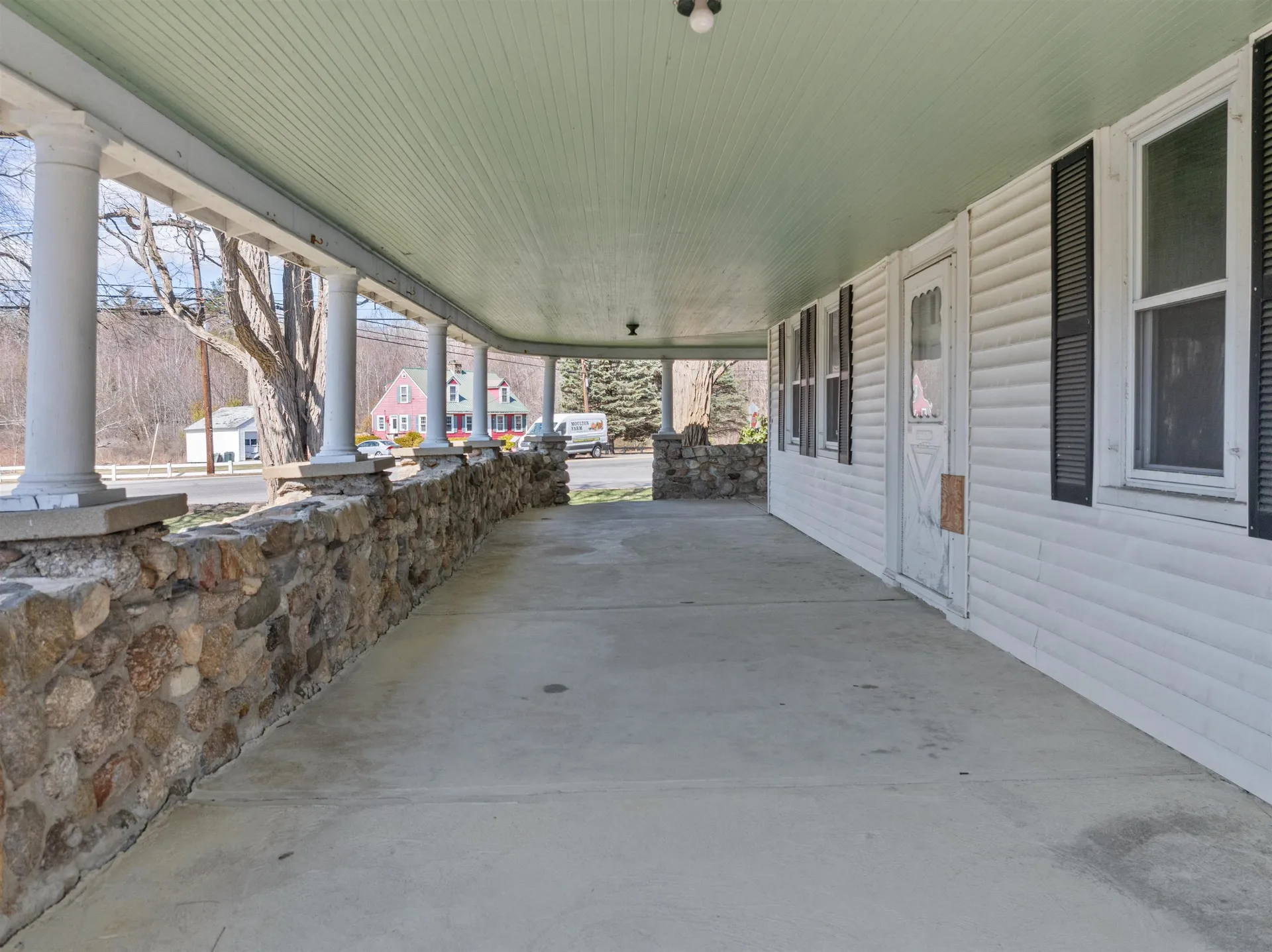 271 Weirs Road Gilford NH 03249