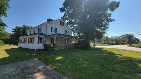 271 Weirs Road Gilford NH 03249