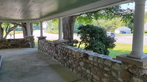 271 Weirs Road Gilford NH 03249