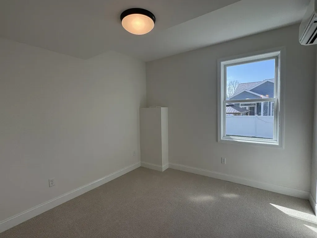 187 Leo Lane South Burlington VT 05403
