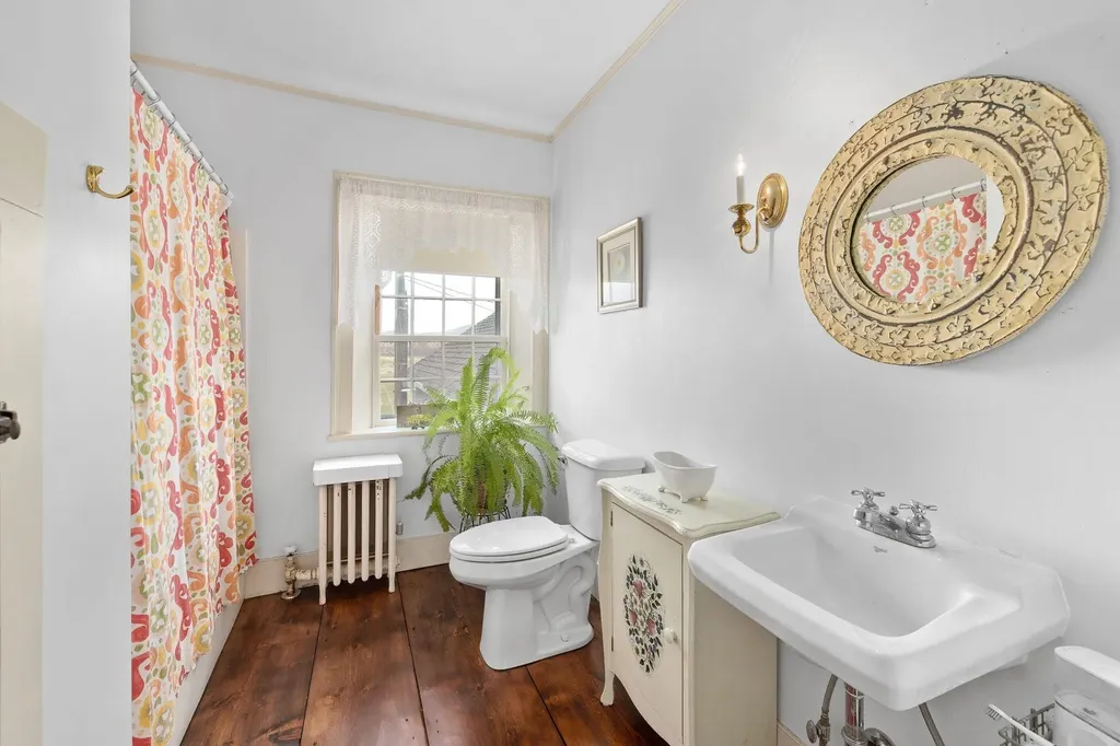 3961 Route 5 N Newbury VT 05051