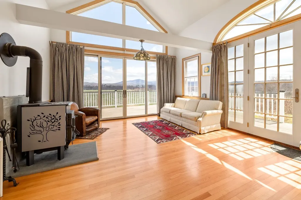 3961 Route 5 N Newbury VT 05051