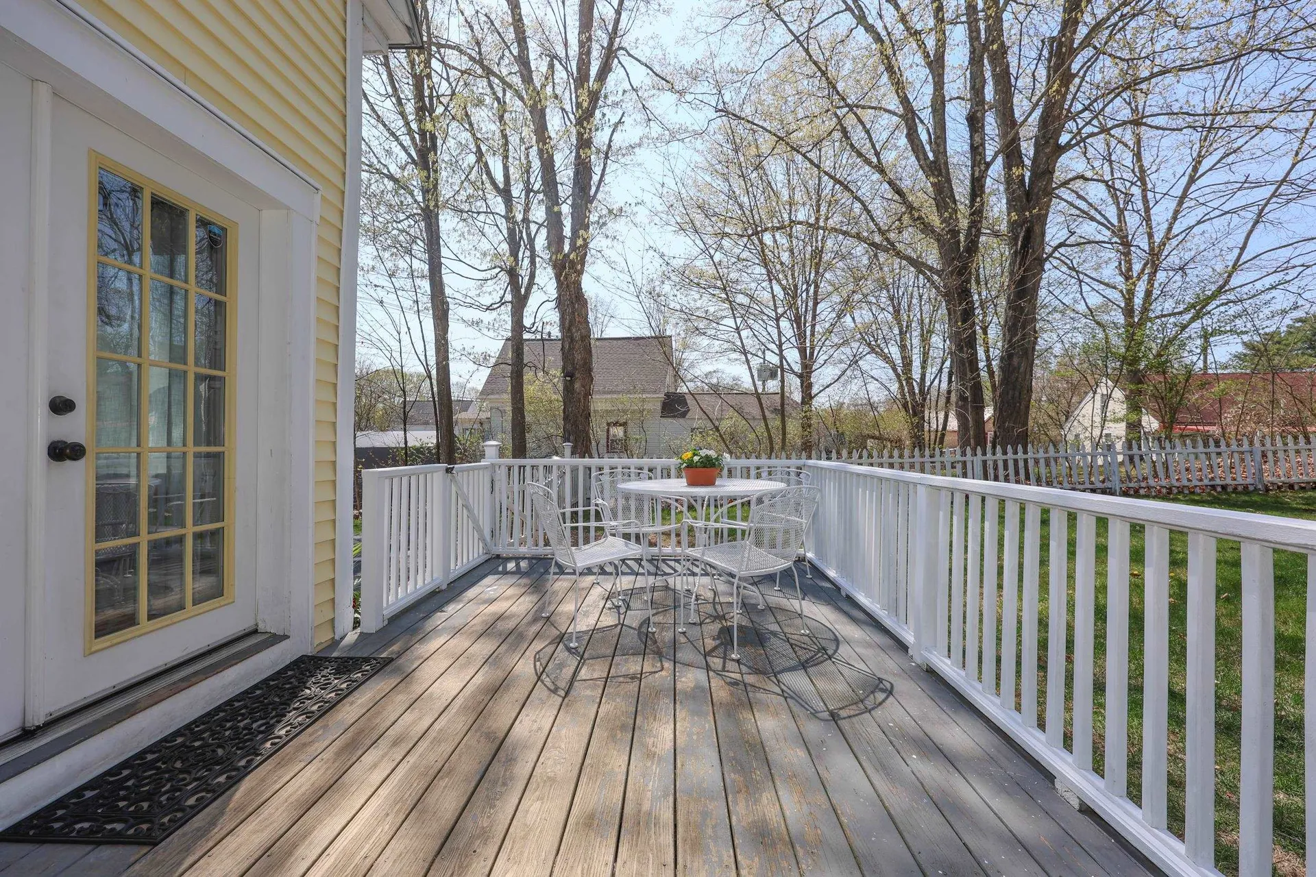 40 Epping Street Raymond NH 03077