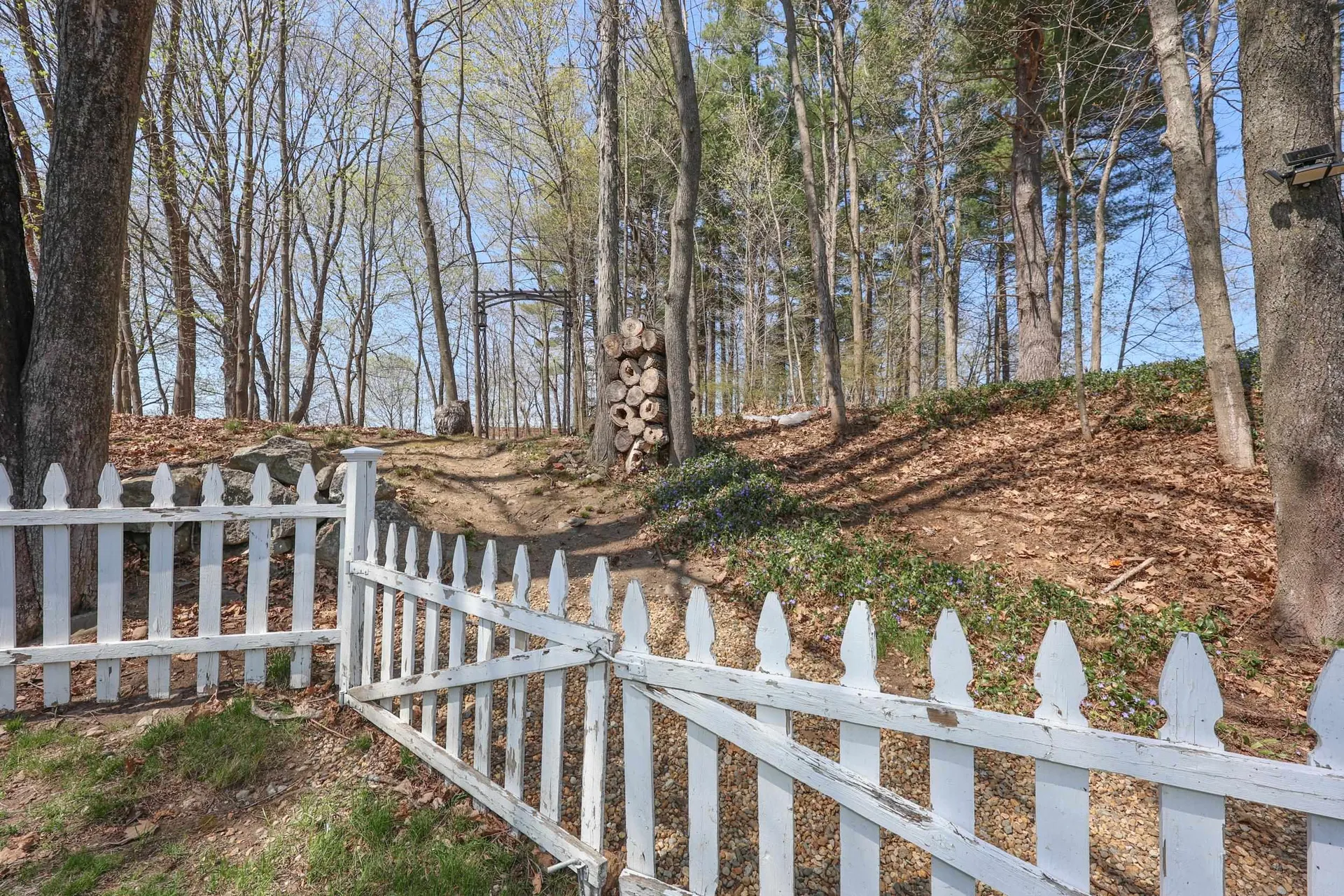 40 Epping Street Raymond NH 03077