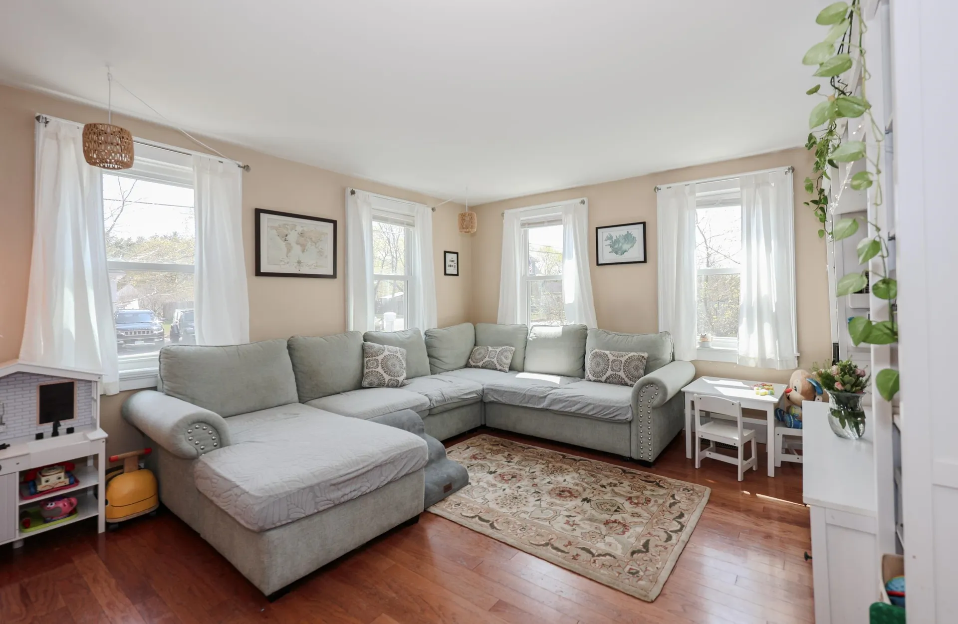 40 Epping Street Raymond NH 03077