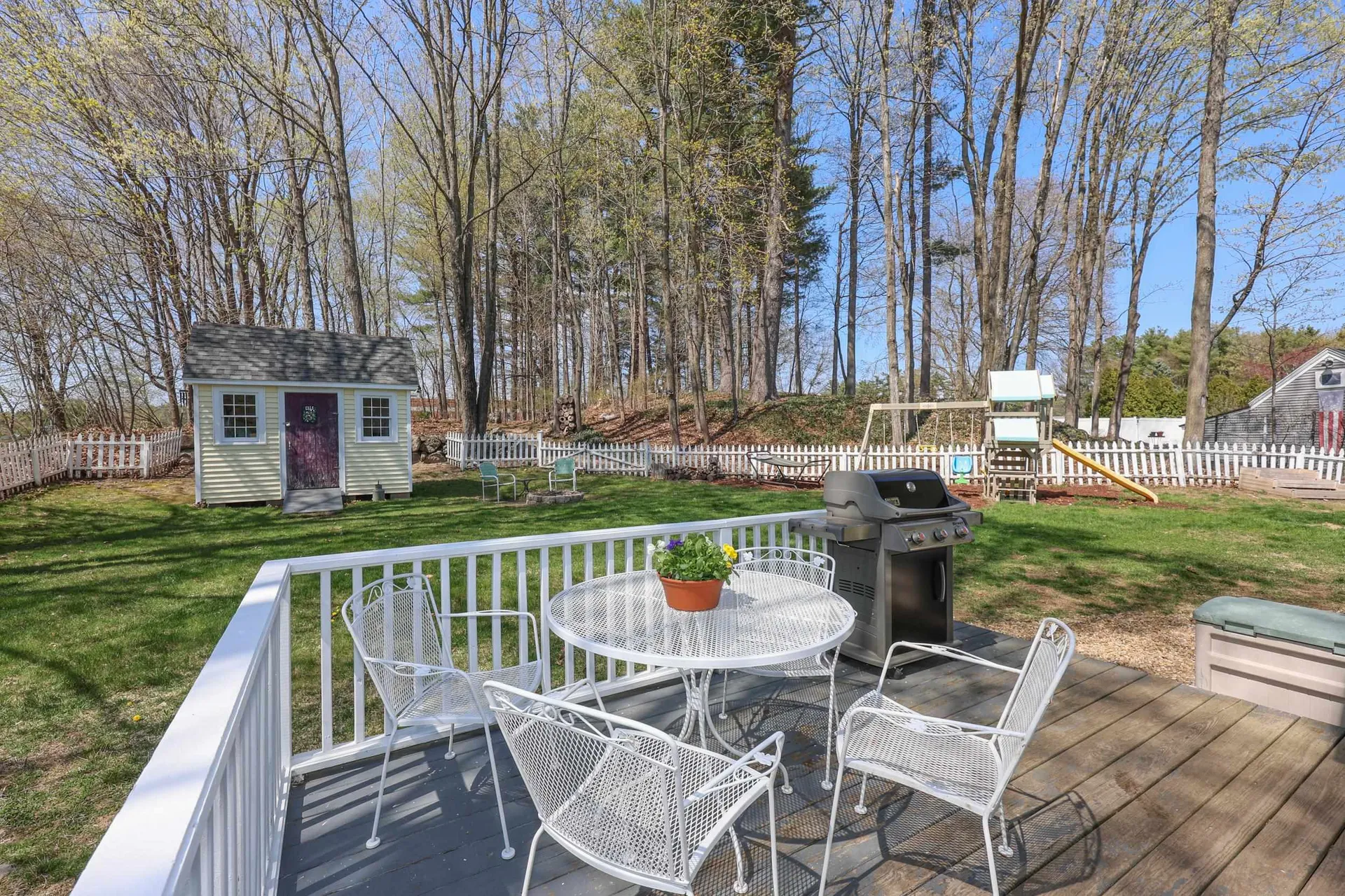 40 Epping Street Raymond NH 03077