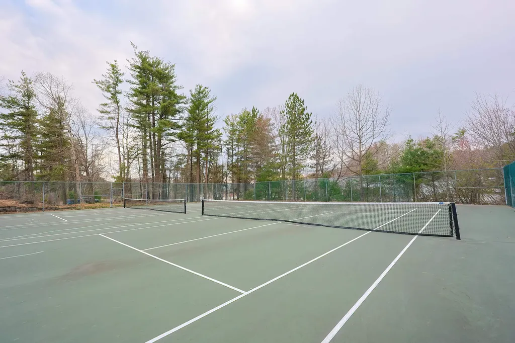 88 Shelburne Road Merrimack NH 03054