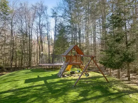 6 Cider Mill Road Bedford NH 03110
