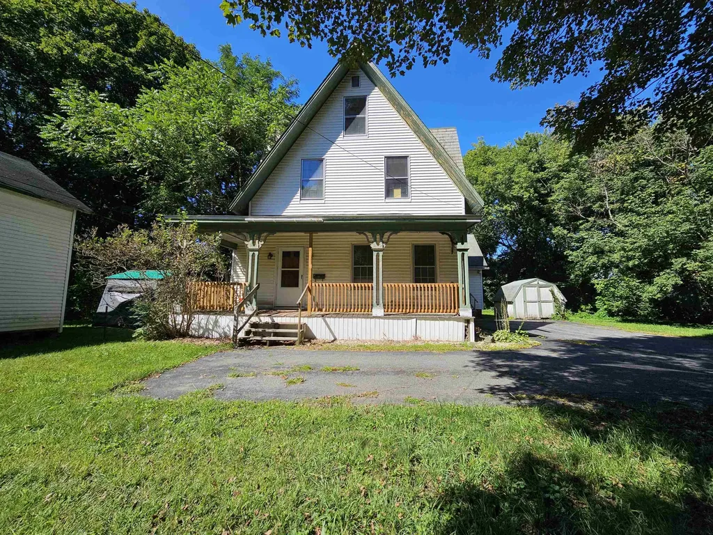 14 Cherry Hill Street Rockingham VT 05101