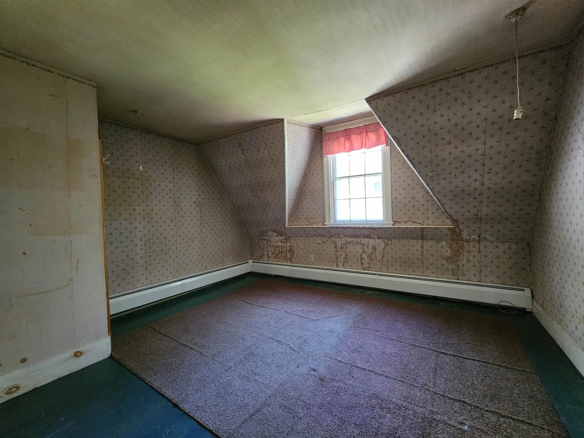 14 Cherry Hill Street Rockingham VT 05101