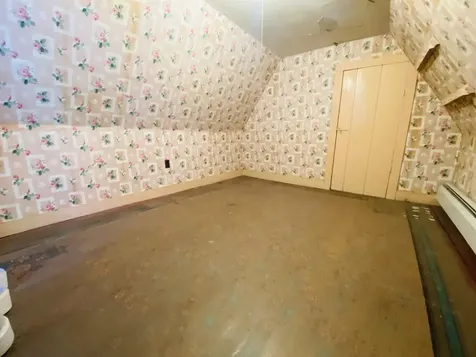 14 Cherry Hill Street Rockingham VT 05101