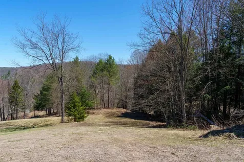 551 Vt Route 12 Hartland VT 05048
