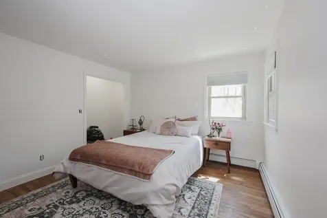 21 Holbrook Road Bedford NH 03110