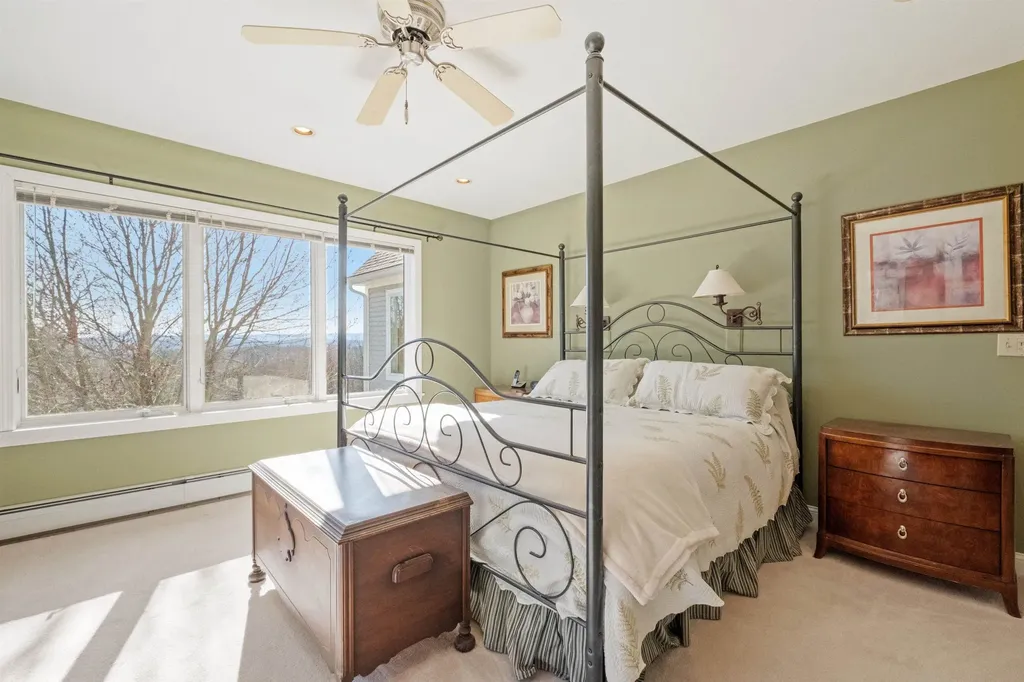 53 Old Pumpkin Hill Road Warner NH 03278