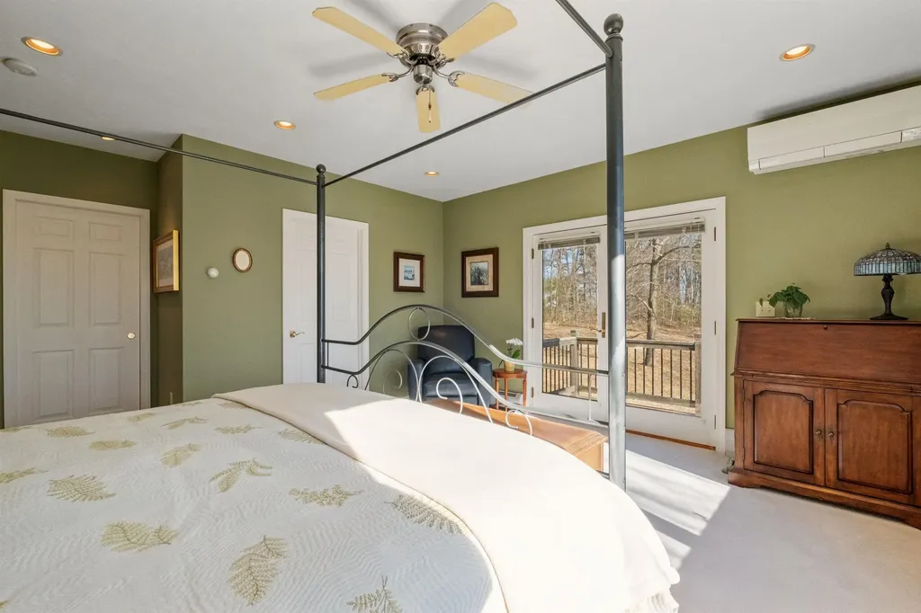 53 Old Pumpkin Hill Road Warner NH 03278