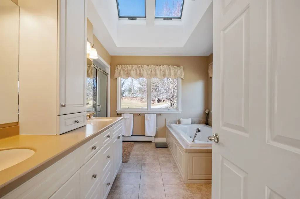 53 Old Pumpkin Hill Road Warner NH 03278