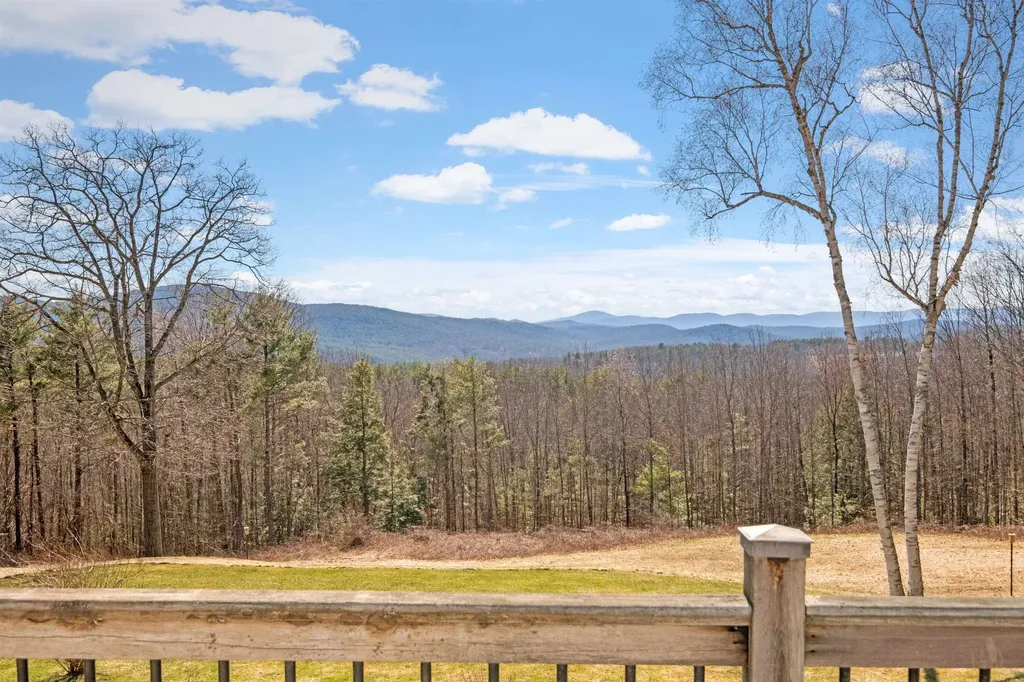 53 Old Pumpkin Hill Road Warner NH 03278