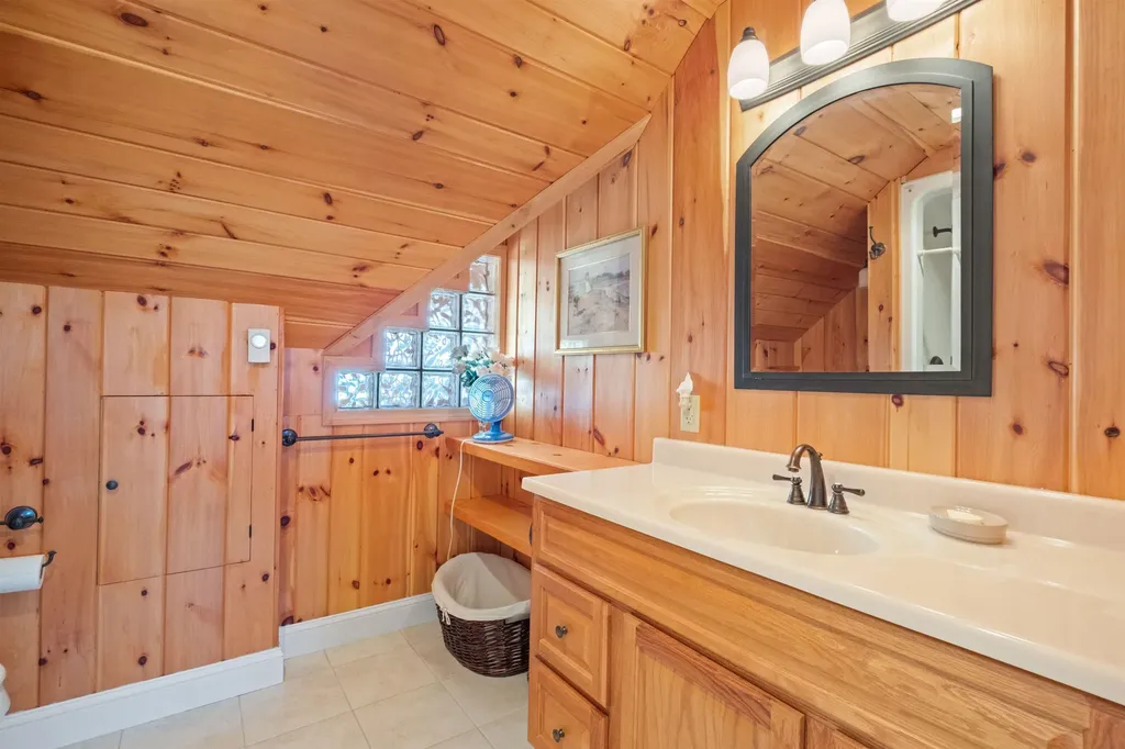 53 Old Pumpkin Hill Road Warner NH 03278