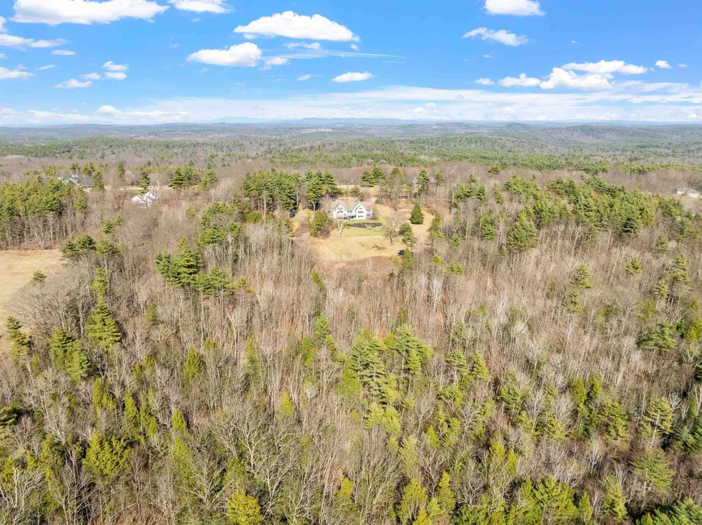 53 Old Pumpkin Hill Road Warner NH 03278