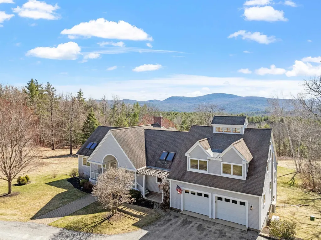 53 Old Pumpkin Hill Road Warner NH 03278